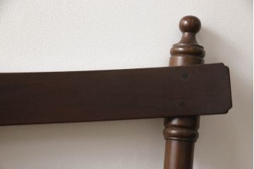 和製ビンテージ　九州民芸家具　凝った意匠が目を惹くシックな佇まいの南京小椅子2脚セット(板座チェア、ダイニングチェア、イス、いす、ヴィンテージ)(R-069968)