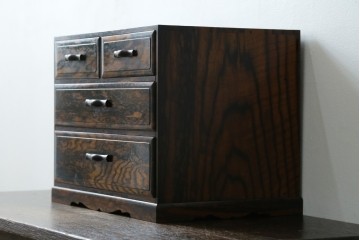 和製アンティーク　高級品!!　指物工芸　内部桐材　上品かつシックな佇まいの総黒柿くじゃく杢の裁縫箱　(R-069973)