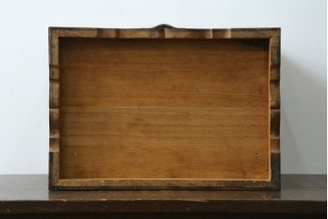 和製アンティーク　高級品!!　指物工芸　内部桐材　上品かつシックな佇まいの総黒柿くじゃく杢の裁縫箱　(R-069973)