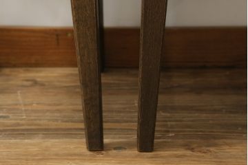中古　美品　永田良介商店　神戸洋家具　落ち着きのあるシックな佇まいが魅力のラダー型ダイニングチェア2脚セット(食堂椅子、ラダーバックチェア、ワークチェア、板座チェア、イス)(R-069990)