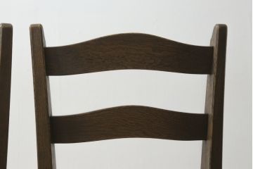 中古　美品　永田良介商店　神戸洋家具　落ち着きのあるシックな佇まいが魅力のラダー型ダイニングチェア2脚セット(食堂椅子、ラダーバックチェア、ワークチェア、板座チェア、イス)(R-069991)