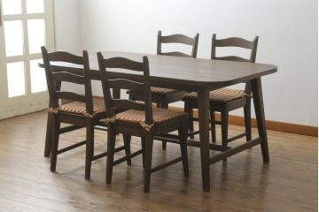 中古　美品　永田良介商店　神戸洋家具　落ち着きのあるシックな佇まいが魅力のラダー型ダイニングチェア2脚セット(食堂椅子、ラダーバックチェア、ワークチェア、板座チェア、イス)(R-069991)