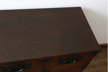 中古　岩谷堂箪笥　力強い杢目と重厚感ある金具が魅力の和箪笥(整理箪笥、衣装タンス、収納たんす、引き出し、サイドボード、サイドチェスト)(R-069997)