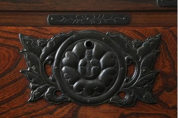 中古　伝統民芸家具　岩谷堂箪笥　No309三、八尺整理小抽出　重厚かつ上品な佇まいが魅力のチェスト(衣装箪笥、整理箪笥、引き出し、上下バラ売り可能)(R-069998)