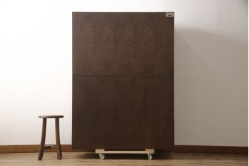 中古　岩谷堂箪笥　存在感のある金具と迫力のある杢目が目を惹く二段重ね衣装箪笥(和タンス、収納箪笥、整理箪笥、引き出し、チェスト、上下バラ売り可能)(R-070004)