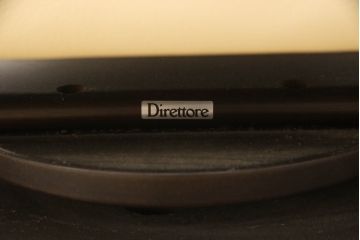 中古　美品　カリモク家具(karimoku)オリジナルブランド　限定店舗のみ取扱品　ディレトーレ(Direttore)　1人掛けソファ(パーソナルソファ、一人掛け、1P、アームチェア、回転椅子、イス)(R-070006)