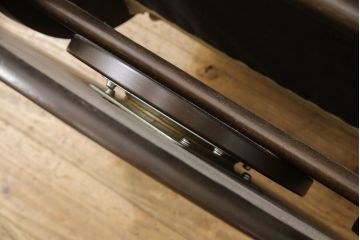 中古　美品　カリモク家具(karimoku)オリジナルブランド　限定店舗のみ取扱品　ディレトーレ(Direttore)　1人掛けソファ(パーソナルソファ、一人掛け、1P、アームチェア、回転椅子、イス)(R-070006)