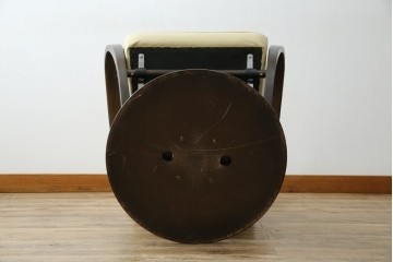 中古　美品　カリモク家具(karimoku)オリジナルブランド　限定店舗のみ取扱品　ディレトーレ(Direttore)　1人掛けソファ(R-070006)