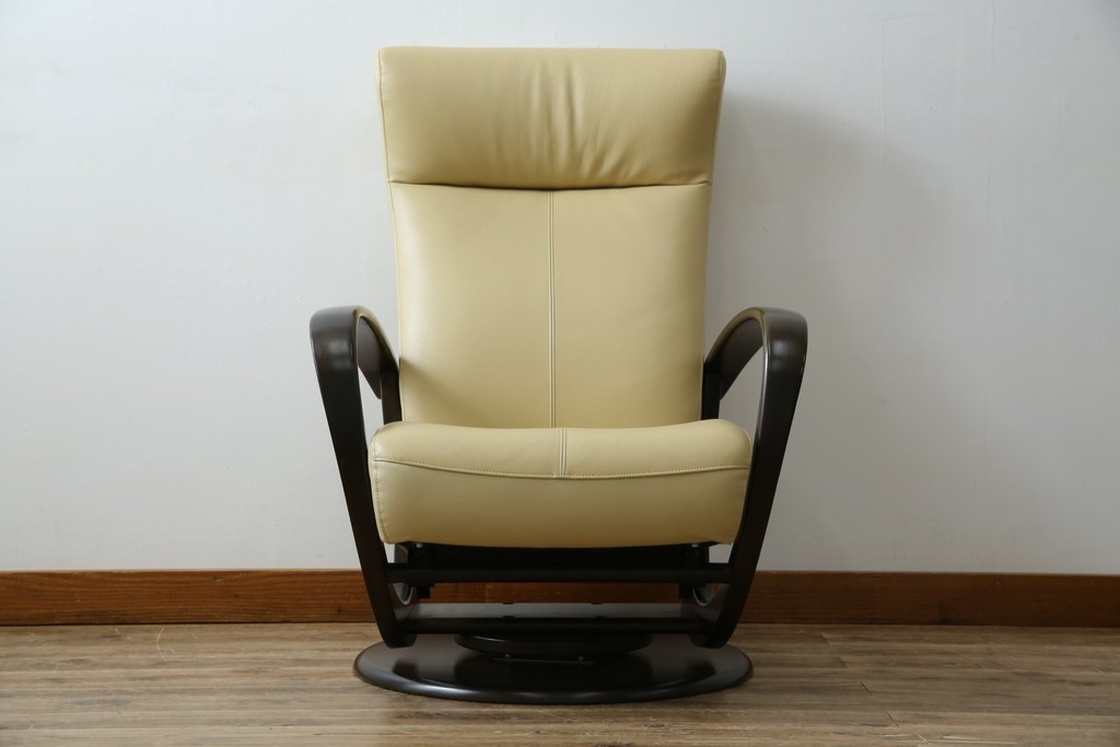 中古　美品　カリモク家具(karimoku)オリジナルブランド　限定店舗のみ取扱品　ディレトーレ(Direttore)　1人掛けソファ(R-070006)