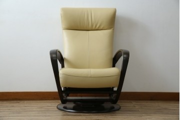 中古　美品　カリモク家具(karimoku)オリジナルブランド　限定店舗のみ取扱品　ディレトーレ(Direttore)　1人掛けソファ(R-070006)