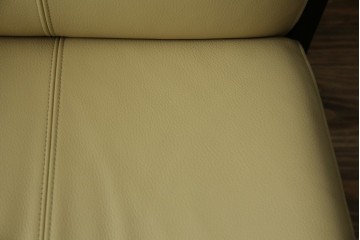 中古　美品　カリモク家具(karimoku)オリジナルブランド　限定店舗のみ取扱品　ディレトーレ(Direttore)　1人掛けソファ(R-070006)