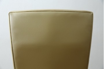 中古　美品　カリモク家具(karimoku)オリジナルブランド　限定店舗のみ取扱品　ディレトーレ(Direttore)　1人掛けソファ(R-070006)