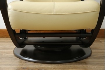 中古　美品　カリモク家具(karimoku)オリジナルブランド　限定店舗のみ取扱品　ディレトーレ(Direttore)　1人掛けソファ(R-070006)