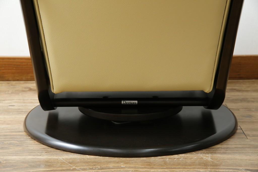 中古　美品　カリモク家具(karimoku)オリジナルブランド　限定店舗のみ取扱品　ディレトーレ(Direttore)　1人掛けソファ(R-070006)