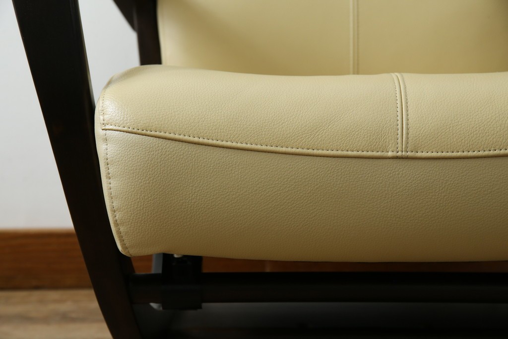 中古　美品　カリモク家具(karimoku)オリジナルブランド　限定店舗のみ取扱品　ディレトーレ(Direttore)　1人掛けソファ(R-070006)