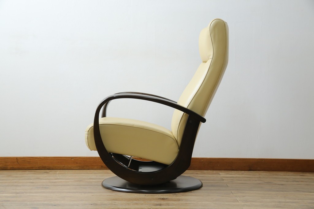 中古　美品　カリモク家具(karimoku)オリジナルブランド　限定店舗のみ取扱品　ディレトーレ(Direttore)　1人掛けソファ(R-070006)