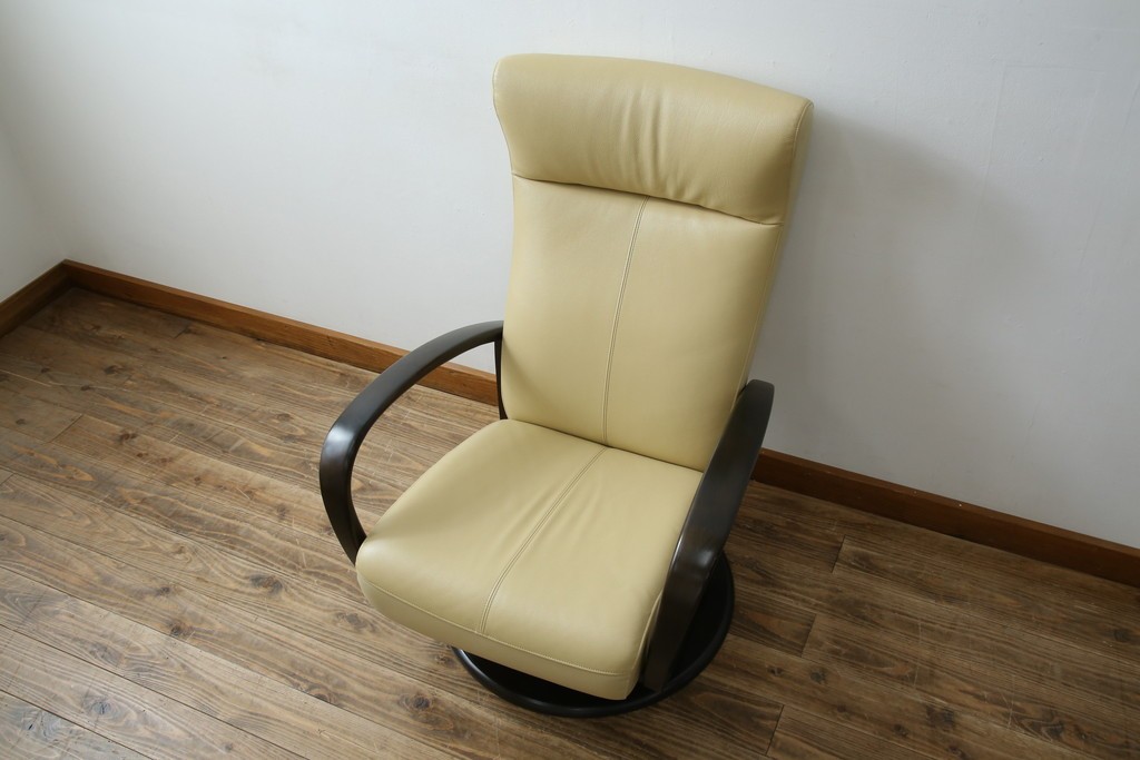 中古　美品　カリモク家具(karimoku)オリジナルブランド　限定店舗のみ取扱品　ディレトーレ(Direttore)　1人掛けソファ(R-070006)