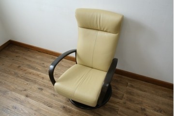 中古　美品　カリモク家具(karimoku)オリジナルブランド　限定店舗のみ取扱品　ディレトーレ(Direttore)　1人掛けソファ(R-070006)