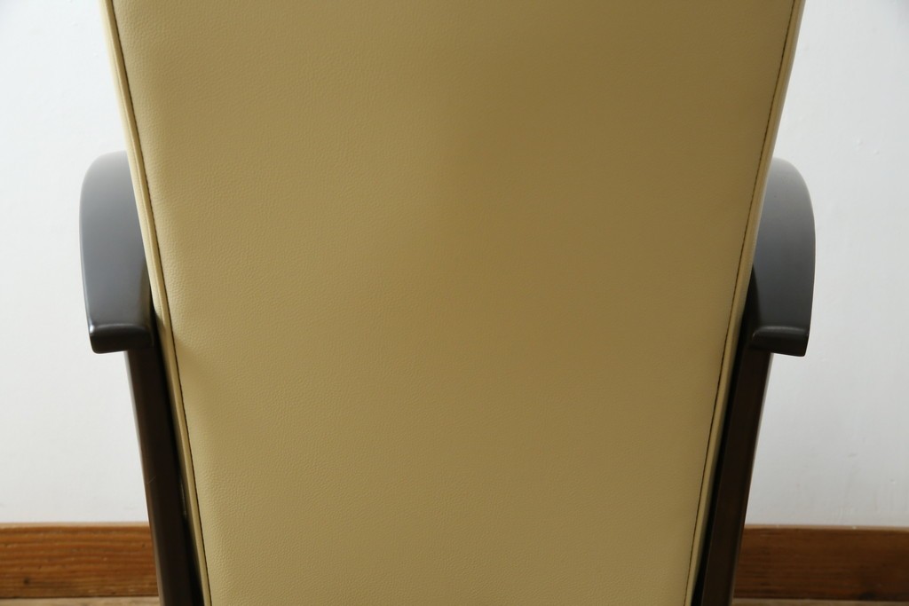 中古　美品　カリモク家具(karimoku)オリジナルブランド　限定店舗のみ取扱品　ディレトーレ(Direttore)　1人掛けソファ(R-070006)