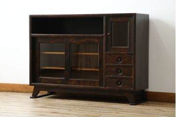 中古　美品　松本民芸家具　どこかレトロな雰囲気も感じる90型茶タンス(サイドボード、戸棚、収納棚)(定価約44万円)(R-070056)
