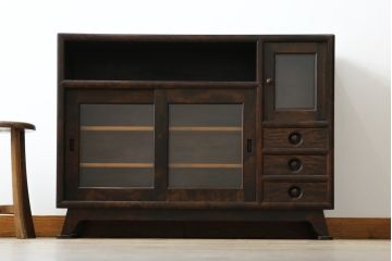 中古　美品　松本民芸家具　どこかレトロな雰囲気も感じる90型茶タンス(サイドボード、戸棚、収納棚)(定価約44万円)(R-070056)