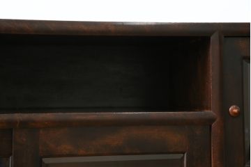 中古　美品　松本民芸家具　どこかレトロな雰囲気も感じる90型茶タンス(サイドボード、戸棚、収納棚)(定価約44万円)(R-070056)