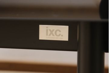 中古　Cassinaixc.(カッシーナイクスシー)　BREATH(ブレス)　スタイリッシュな佇まいが魅力的なシアターボード(テレビ台、ローボード)(R-070061)