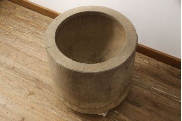 和製アンティーク　味わい深い総欅(ケヤキ)材の臼(ウス、うす、ディスプレイ、DIY)(R-070067)