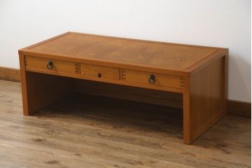 中古　美品　タモ材　天板玉杢　モダンな文机(ローテーブル、座机、作業台、ワークデスク、在宅用、在宅ワーク用)(R-070115)