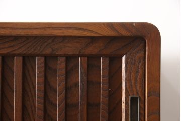 中古　美品　伝統民芸　岩谷堂箪笥　特注品　すっきりと洗練された佇まいの茶棚(食器棚、茶箪笥、収納棚、戸棚)(R-070125)