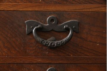 中古　美品　伝統民芸　岩谷堂箪笥　特注品　すっきりと洗練された佇まいの茶棚(食器棚、茶箪笥、収納棚、戸棚)(R-070125)