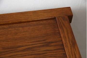 中古　美品　楡(ニレ)材　総無垢材　美しい木目と品のある佇まいが魅力の五尺水屋箪笥サイドボード(引き出し、収納棚、戸棚、食器棚)(R-070145)