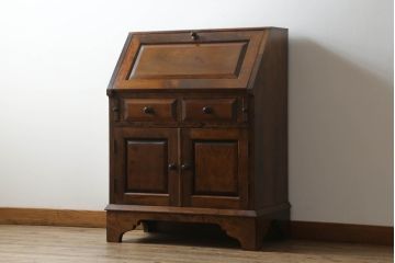 中古　松本民芸家具　上品な雰囲気漂うライティングビューロー(ワークデスク、簿記机、在宅用、在宅ワーク用、収納棚、戸棚、サイドキャビネット)(R-070167)