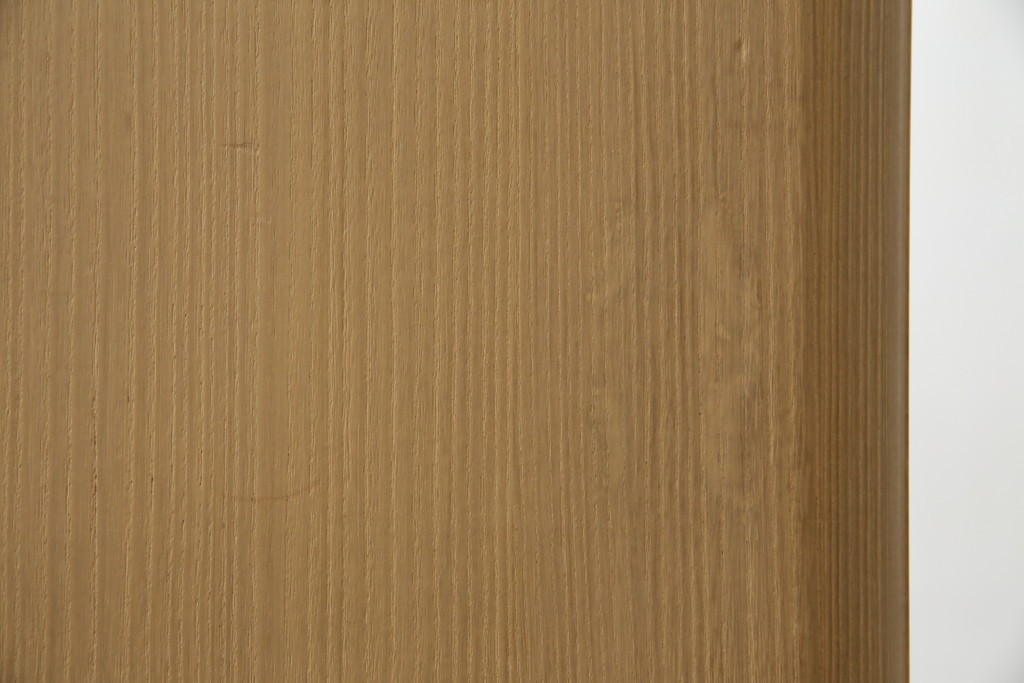 中古　美品　国産　高級　黒檀(コクタン)材　上質な和モダン空間を演出する総桐箪笥　(R-070174)