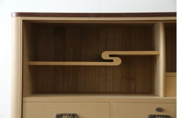 中古　美品　国産　高級　黒檀(コクタン)材　上質な和モダン空間を演出する総桐箪笥　(R-070174)