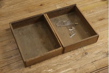 和製アンティーク　大正ロマン　レトロな佇まいが魅力的な二段重ね収納棚(キャビネット、戸棚、食器棚、飾り棚、ガラスケース、店舗什器、本箱、ブックケース)(R-070175)