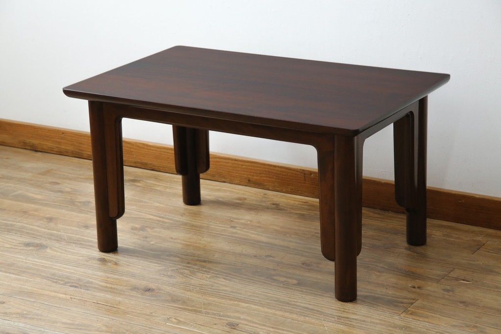 中古　美品　松本民芸家具　柳型茶卓A　慎ましさの中に個性が光るローテーブル　定価約17万円　(R-070178)