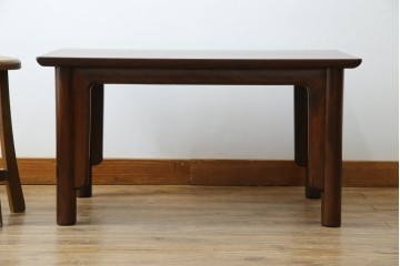 中古　美品　松本民芸家具　柳型茶卓A　慎ましさの中に個性が光るローテーブル　定価約17万円　(R-070178)