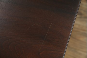 中古　美品　松本民芸家具　柳型茶卓A　慎ましさの中に個性が光るローテーブル　定価約17万円　(R-070178)