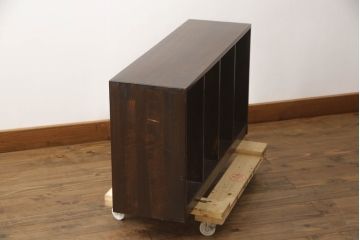 和製アンティーク　昭和レトロ　シンプルなデザインが取り入れやすい本棚(本立て、オープンラック、ブックシェルフ)(R-070180)