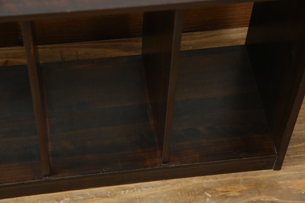 和製アンティーク　昭和レトロ　シンプルなデザインが取り入れやすい本棚　(R-070181)