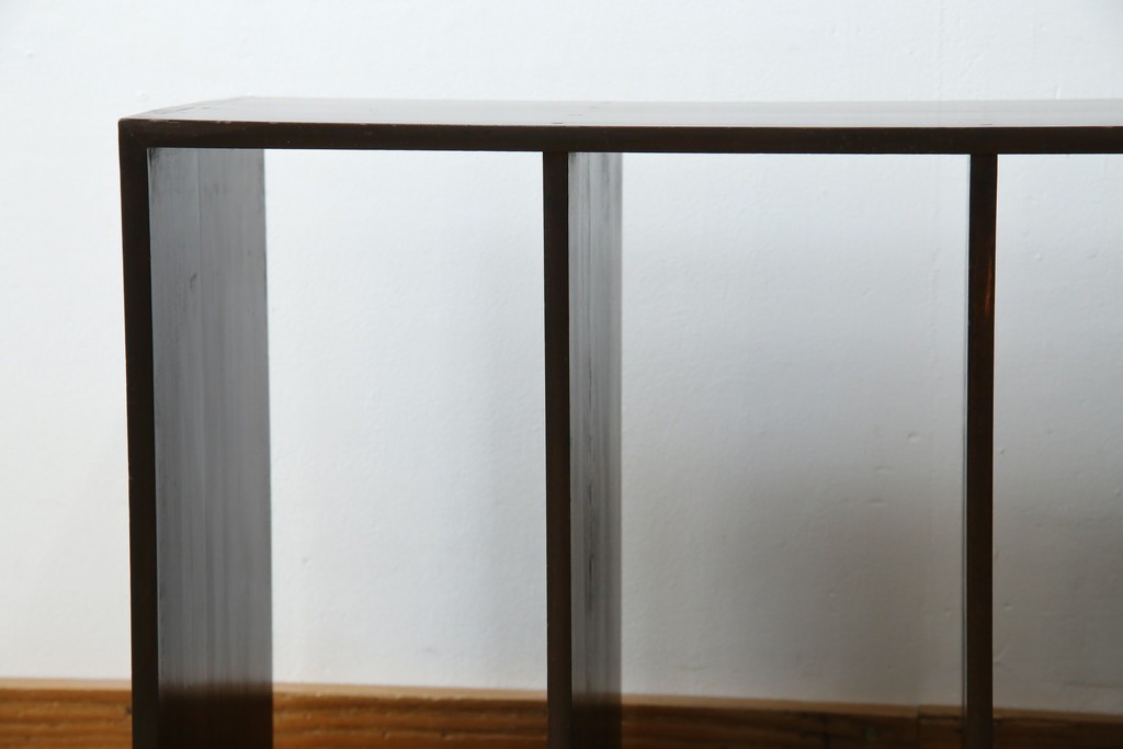 和製アンティーク　昭和レトロ　シンプルなデザインが取り入れやすい本棚　(R-070181)