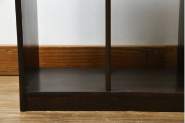 和製アンティーク　昭和レトロ　シンプルなデザインが取り入れやすい本棚　(R-070181)
