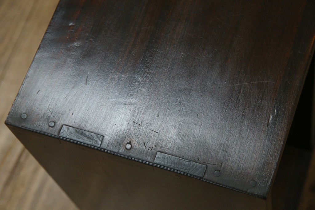 和製アンティーク　昭和レトロ　シンプルなデザインが取り入れやすい本棚　(R-070181)