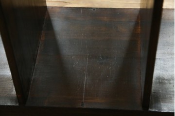 和製アンティーク　昭和レトロ　シンプルなデザインが取り入れやすい本棚　(R-070181)