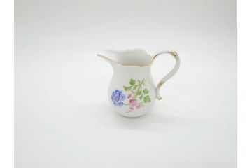 ドイツ　マイセン　Meissen　ベーシックフラワー　二つ花　大胆に描かれた花達が華やぎをもたらしてくれるクリーマー(洋食器、ミルクジャー、ミルクポット)(R-070191)