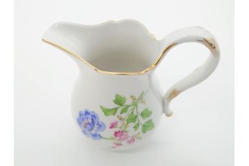ドイツ　マイセン　Meissen　ベーシックフラワー　二つ花　大胆に描かれた花達が華やぎをもたらしてくれるクリーマー(洋食器、ミルクジャー、ミルクポット)(R-070191)
