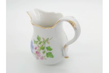 ドイツ　マイセン　Meissen　ベーシックフラワー　二つ花　大胆に描かれた花達が華やぎをもたらしてくれるクリーマー(洋食器、ミルクジャー、ミルクポット)(R-070191)