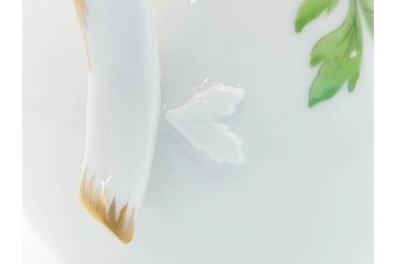 ドイツ　マイセン　Meissen　ベーシックフラワー　二つ花　大胆に描かれた花達が華やぎをもたらしてくれるクリーマー(洋食器、ミルクジャー、ミルクポット)(R-070191)