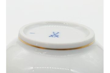 ドイツ　マイセン　Meissen　ベーシックフラワー　二つ花　大胆に描かれた花達が華やぎをもたらしてくれるクリーマー(洋食器、ミルクジャー、ミルクポット)(R-070191)